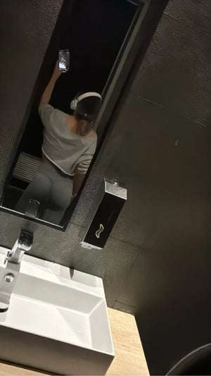 Ada4869c0774842ea922d7980256fb2c6U.jpg
