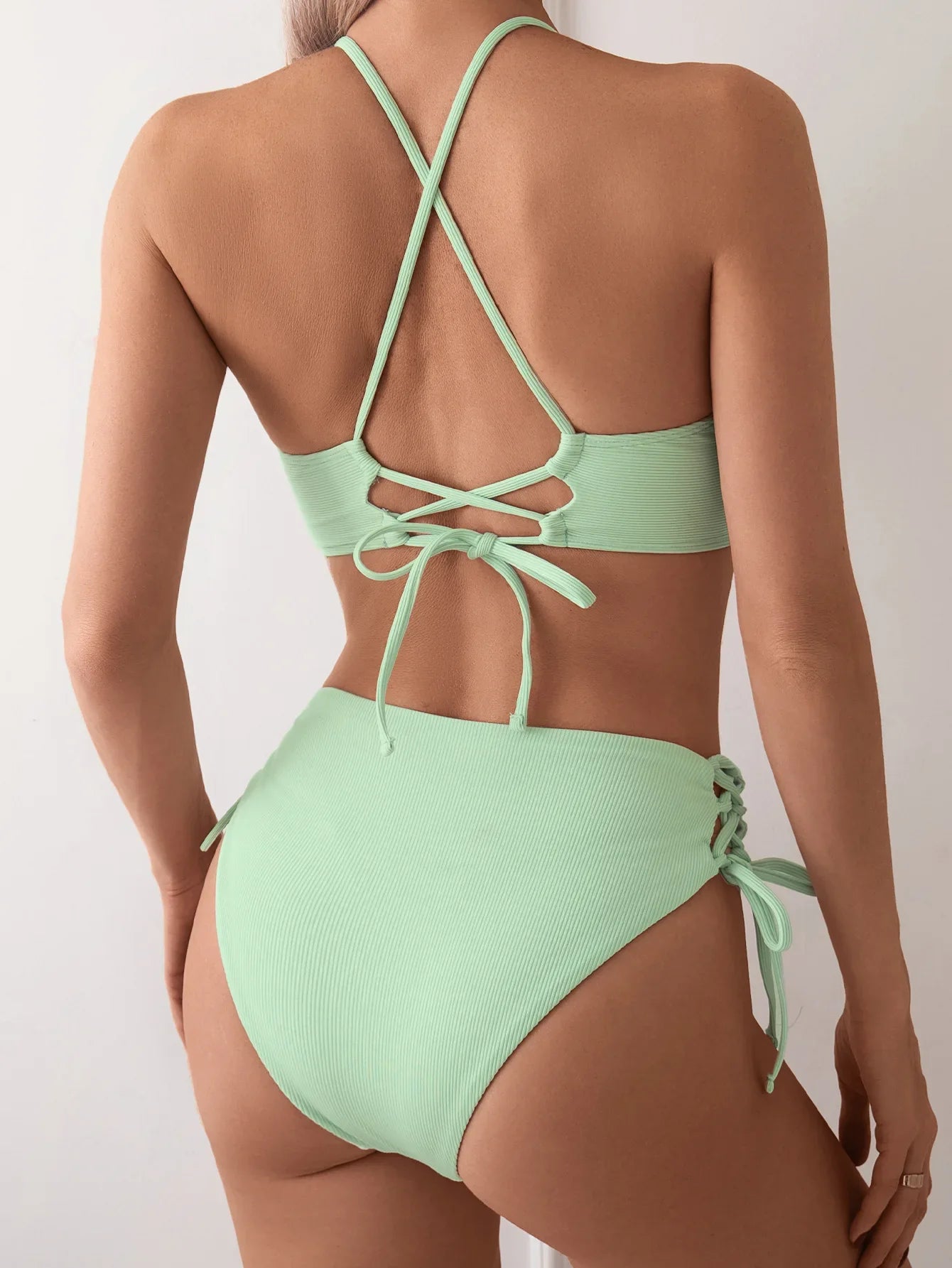 Cikini V-Neck Beach Bikini